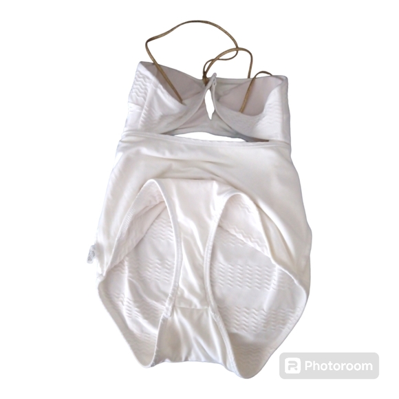 Aerie Jacquard White Keyhole Cutout Bandeau Swimsuit. Size S - Picture 7 of 12